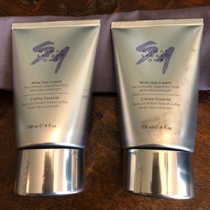 Monat Blow Out Cream